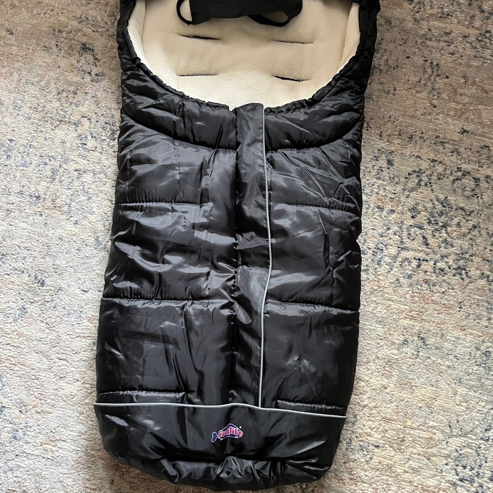 Stroller Bunting Bag!  In excellent condition, used once